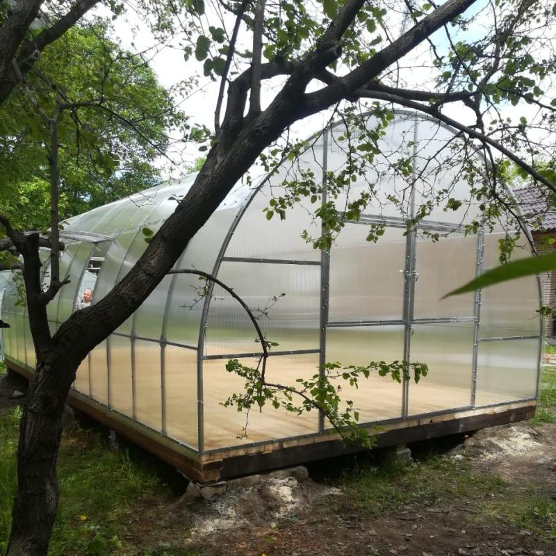 Сборка теплицы Фермерская специалистами Мой-Дом27 | Хабаровск Сборка теплицы Фермерская | Мой-Дом27 | Монтаж теплицы Фермерская самый трудозатратный и может продлиться от 1 до 2 дней. <b>ПРИВЕЗЕМ-СОБЕРЕМ.</b> От вас только принять работу!<br>
 <br>
 <b>Гарантия</b> - 12 месяцев от нашего магазина. <br>
 По окончании работ выдается акт выполненных работ с прописанной гарантией.<br>