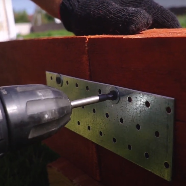 Монтаж фундамента для теплицы из бруса специалистами Мой-Дом27 | Хабаровск Монтаж фундамента для теплицы из бруса | Мой-Дом27 | Стоимость сборки бруса считается за каждый венец исходя из длины теплицы