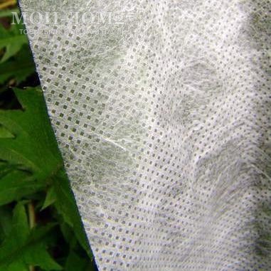 Готовый парник 4,5 метра | Мой-Дом27 | Длина парника 4,5 метра. Срок службы 7 лет
Парник состоит из гибких и прочных пластиковых труб и нетканого укрывного материала. Укрывной материал Raifenhauser, плотность 35г/м2 в него уже вшиты дуги, т.е. для использования необходимо будет только забить в землю колышки, раздвинуть дуги и одеть их на колышки - парник готов к использованию.