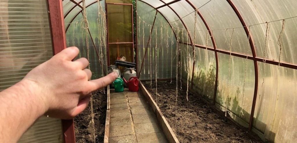 Не правильно установлена теплица Не правильно установлена теплица