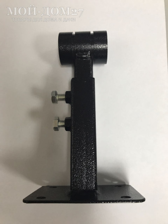 Крепление для расширительного бака KH 1" (кронштейн) | Мой-Дом27 | Предназначен для настенного крепления расширительного бака. Представляет собой пластину крепящуюся к стене, к пластине присоединена телескопическая трубка позволяющая регулировать расстояние от стены до расширительного бака. На конце трубки находится муфта (1") в которую вкручивается расширительный бак и трубопровод.