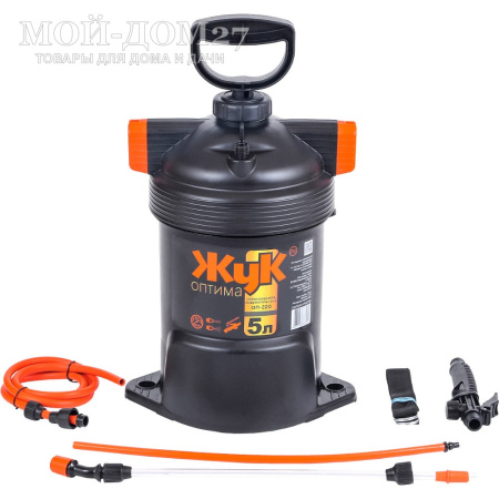 Опрыскиватель пневматический 5 л. ЖУК оптима (ОП-220) | Мой-Дом27 | Объем бака: 5 л.<br>
Диаметр заливной горловины: 265 мм<br>
Тип брандспойта: Не телескопический 650 мм<br>
Рабочее давление: 2,3±0,3 атм<br>
Расход рабочей жидкости 0,6-0,8 л/мин<br>
Регулировка распыла: от струи до тумана