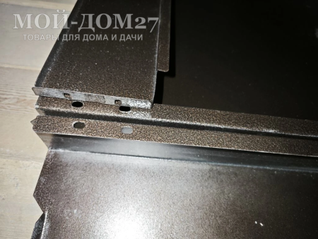 Дефект. Умывальник ДУЭТ с подогревом (Медь) нерж. мойка | Мой-Дом27 | <b>Отверстия крепления верхней и нижней планки на торце тумбы не совпадают - необходимо пересверливать. На сливном отверстии бака следы установки ТЭНа - витринный вариант</b><br>
 Объем бака – 17 литров с нагревателем мощностью 1,25 кВт Время нагрева до 60 градусов – 30 минут<br>
 Возможна установка бака и мойки с левой или с правой стороны умывальника<br Материал="null" умывальника="" сталь="" толщиной="">
 Мойка – нержавеющая сталь<br>
 Кран – металлический<br>
Поставляется в разобранном виде, в коробке 84*53*20 см с ручками