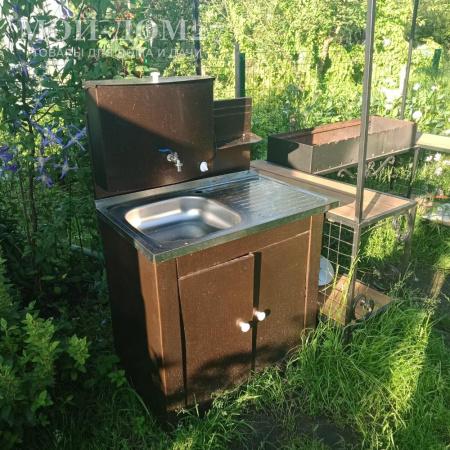 Умывальник ДУЭТ с подогревом (Медь) нерж. мойка | Мой-Дом27 Умывальник ДУЭТ с подогревом (Медь) нерж. мойка | Мой-Дом27 | Объем бака – 17 литров с нагревателем мощностью 1,25 кВт Время нагрева до 60 градусов – 30 минут<br>
 <b>Возможна установка бака и мойки с левой или с правой стороны умывальника<br>
 </b>Материал умывальника – сталь толщиной 0,7 мм<br>
 Мойка – нержавеющая сталь<br>
 Кран – металлический<br>
Поставляется в разобранном виде, в коробке 84*53*20 см с ручками